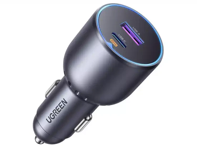 Ładowarka samochodowa USB i USB-C 63W UGREEN - 1