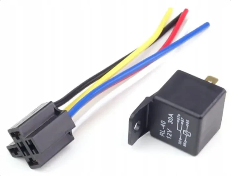 Przekaźnik samochodowy 12V 30A + podstawa