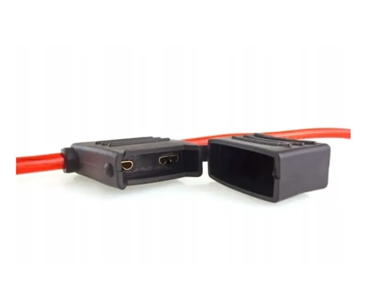 Gniazdo bezpiecznika samochodowego maxi widok styków