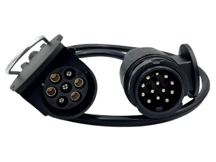 Przejściówka z przewodem gniazda 13 PIN do wtyczki 7 PIN