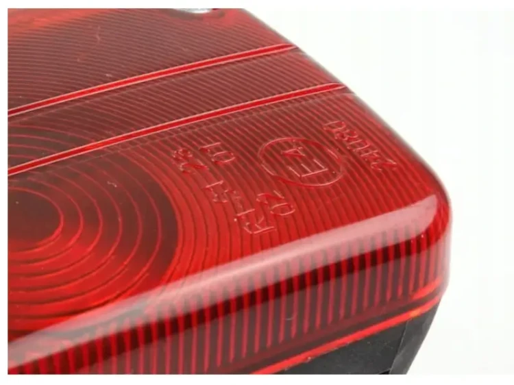 Lampy zespolone na magnes