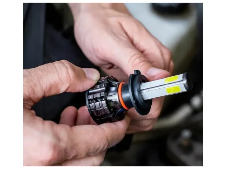 Żarówki H7 LED 12V 24V AMIO_8