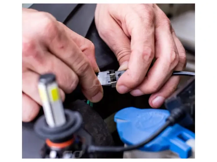 Żarówki H7 LED 12V 24V AMIO łatwa wymiana