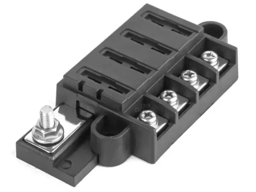 Skrzynka bezpiecznikowa na złącza śrubowe 4-krotna - 1