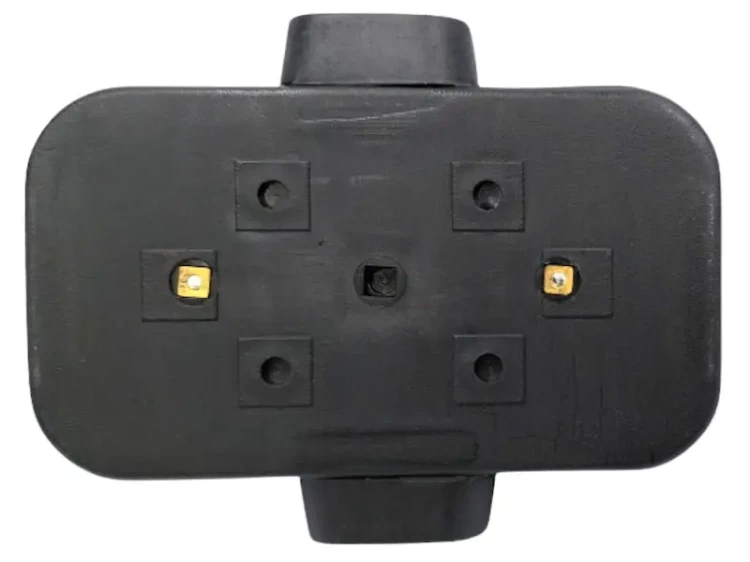 Puszka 8 styków spód