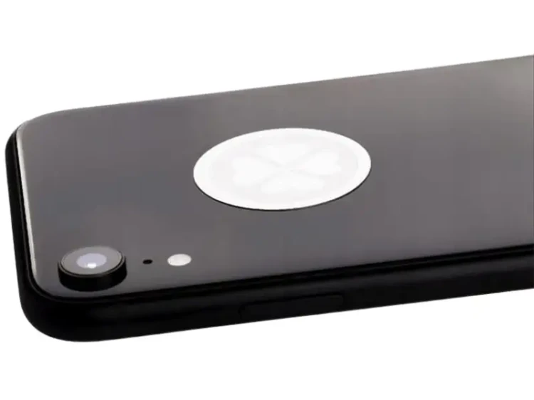 Uchwyt do samochodu na telefon magnetyczny AMIO_6